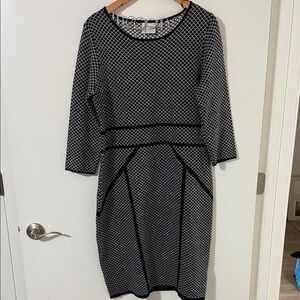 Elegant Black and White Long Sleeve Dress